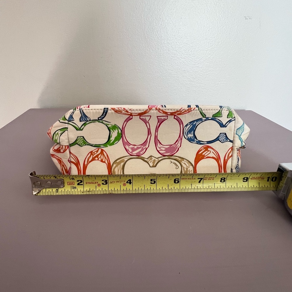 Monogrammed Coach small purse. Multicolored. Vintage. - Picture 9 of 12